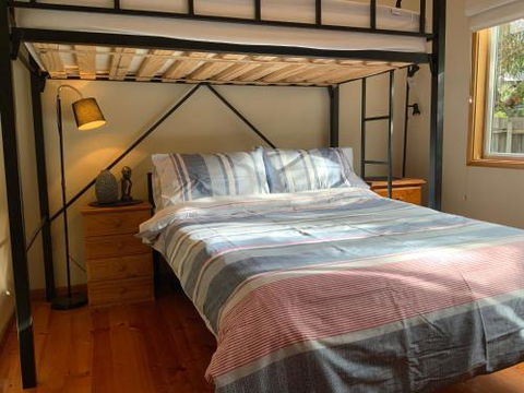 Anglesea Holiday House - Tourism Gold Coast 5