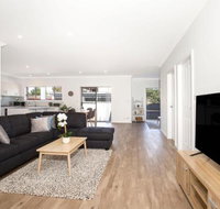 Callies Retreat I Pet Friendly I 3 Min Walk to Beach - Tourism Gold Coast