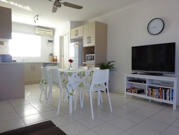 Selene Holiday Apartment AtWest Beach - Tourism Gold Coast 1