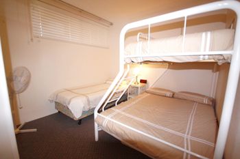 Radburn Unit 2 17 Ondine Close - Tourism Gold Coast 3