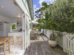 Book Bawley Point Accommodation Vacations Tourism Gold Coast Tourism Gold Coast