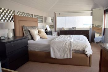 Expansive French Style Apartment H343 - Tourism Gold Coast 1