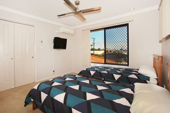 Oomoo 27a - Tourism Gold Coast 1
