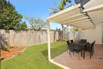 Oomoo 27a - Tourism Gold Coast 2