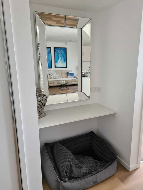 Modern 2 BR With Private Pool & Garden - Tourism Gold Coast 6