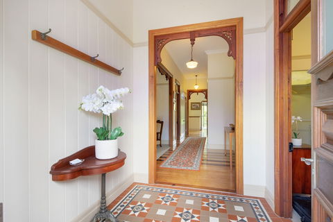 The Guesthouse - Tourism Gold Coast 2