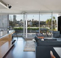 Elegant Elizabeth Bay H374 - Tourism Gold Coast