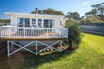 Toms Beach House - Tourism Gold Coast 1