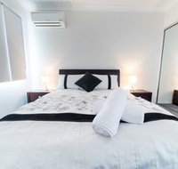1 Bedroom Gold Coast Beachside Apt w AC  Parking - Tourism Gold Coast