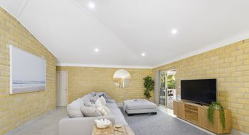 BEACHSIDE HIDEAWAY BONNY HILLS - Tourism Gold Coast 2