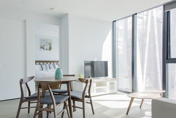 Avant Tower Apartment - Tourism Gold Coast 6