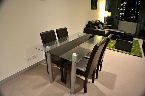 Royal Stays Apartments Southbank - Tourism Gold Coast 1