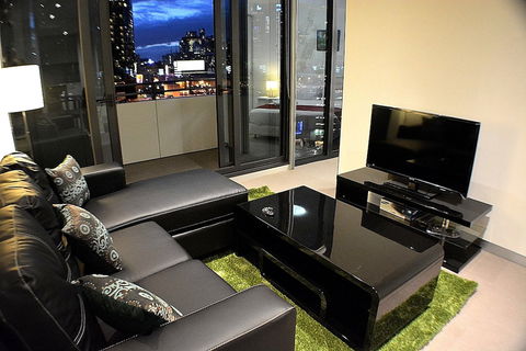 Royal Stays Apartments Southbank - Tourism Gold Coast 4