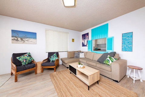 Hibiscus Court Unit 4 - Tourism Gold Coast 0