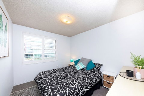 Hibiscus Court Unit 4 - Tourism Gold Coast 4
