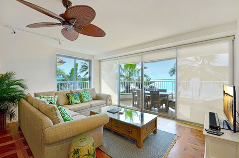 La Mer Noosa - Tourism Gold Coast 4