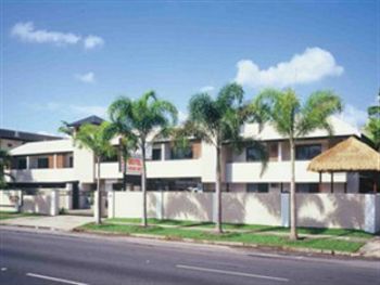 High Chaparral Motel - Tourism Gold Coast 0
