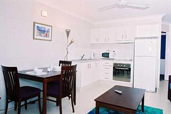 High Chaparral Motel - Tourism Gold Coast 1
