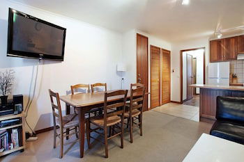 Lawlers 20 - Tourism Gold Coast 1