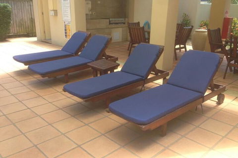 Seychelles On Main Beach - Tourism Gold Coast 5