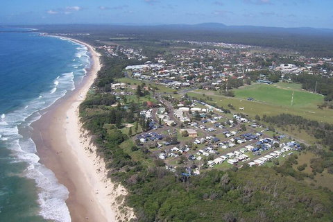 Lanis On The Beach - Old Bar - Tourism Gold Coast 2