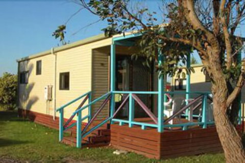 Lanis On The Beach - Old Bar - Tourism Gold Coast 3