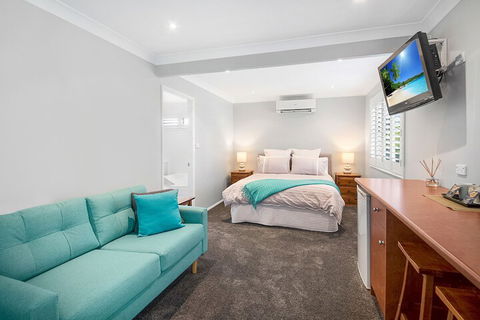 Forresters Beach Bed & Breakfast - Tourism Gold Coast 4