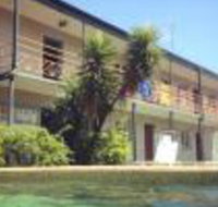 Lazy Duck Hostel - Tourism Gold Coast
