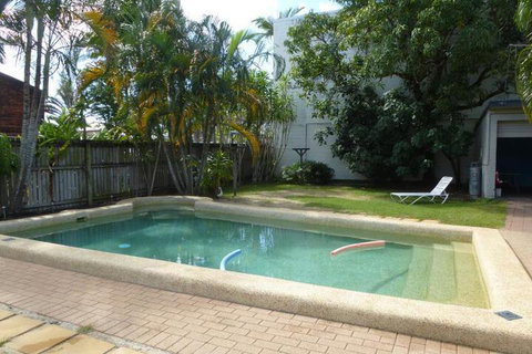 Lazy Duck Hostel - Tourism Gold Coast 6