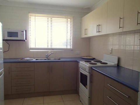 3 / 5 9 Somerset Street Summer Central - Tourism Gold Coast 3