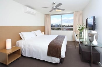P A Apartments - Tourism Gold Coast 5