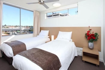 P A Apartments - Tourism Gold Coast 4
