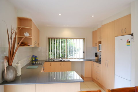 Parker By The Sea - Tourism Gold Coast 5