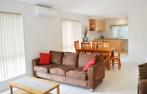 Parker By The Sea - Tourism Gold Coast 6