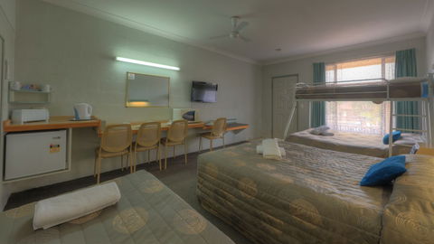 Alluna Motel - Tourism Gold Coast 3