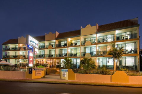 Shelly Bay Resort - Tourism Gold Coast 2