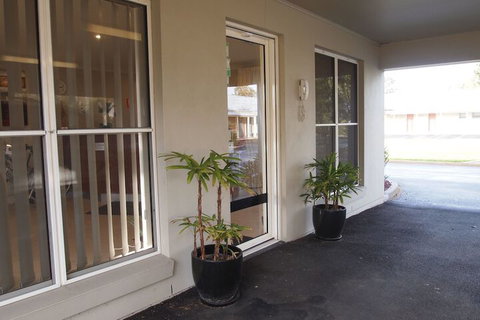 Alexander Cameron Suites - Tourism Gold Coast 6