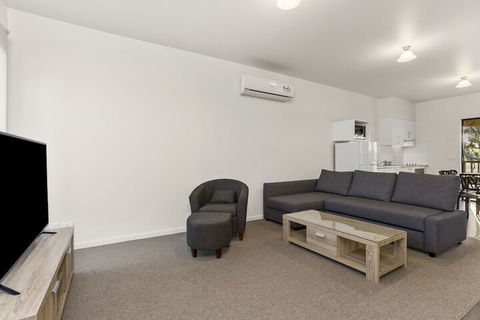 A1 Motels Port Fairy Motel And Apartments - Tourism Gold Coast 1