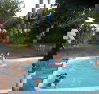 Corlette Palms Motor Inn - Gold Coast