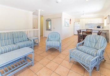 Sails On Horseshoe - Tourism Gold Coast 6