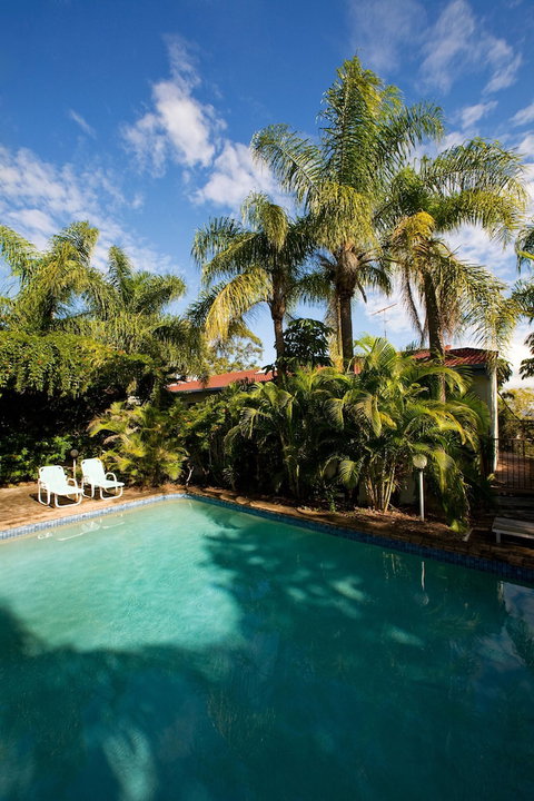 Caralina Court - Tourism Gold Coast 0