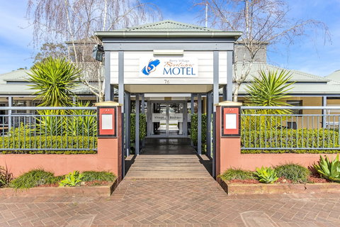 Berry Village Boutique Motel - Tourism Gold Coast 1