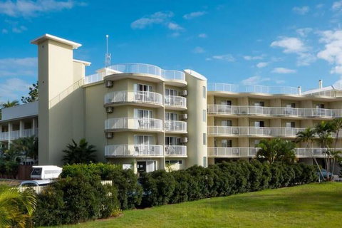 Cabarita Lake Apartments - Tourism Gold Coast 1
