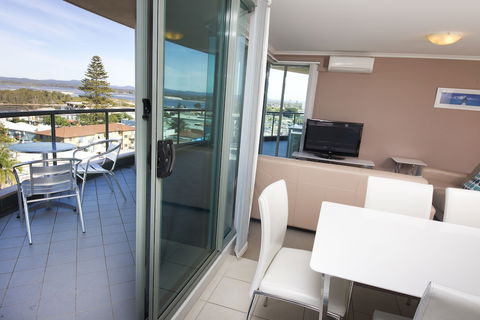 Sails Luxury Apartments, Forster - Tourism Gold Coast 6