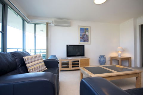 Sails Luxury Apartments, Forster - Tourism Gold Coast 4