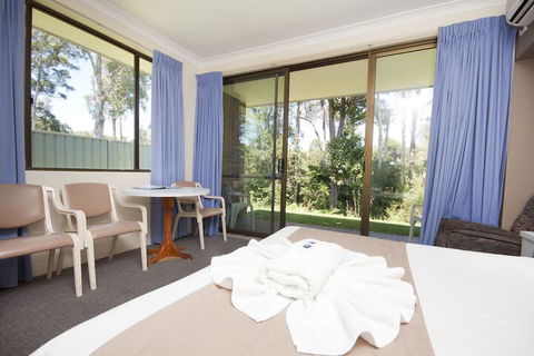 Island Palms Motor Inn - Tourism Gold Coast 7