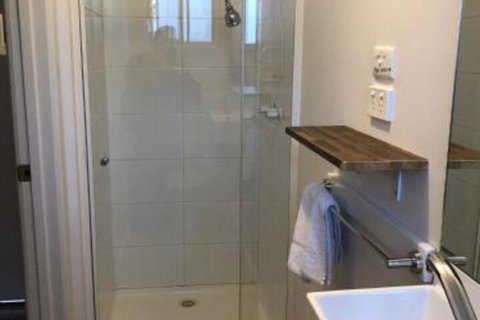 Bendigo Bush Cabins - Tourism Gold Coast 7