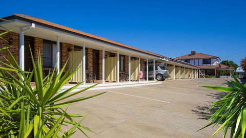 Aalbany Motel - Tourism Gold Coast 0