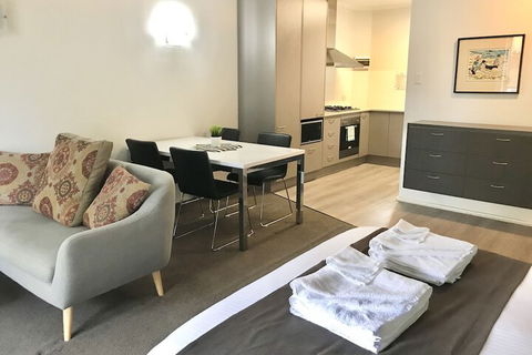 Adelaide Dresscircle Apartments Archer Street - Tourism Gold Coast 7