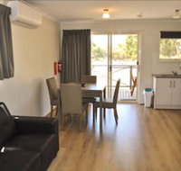 Western KI Caravan Park - Gold Coast